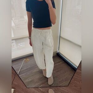 NWT Barrel Leg Pull-On Pant